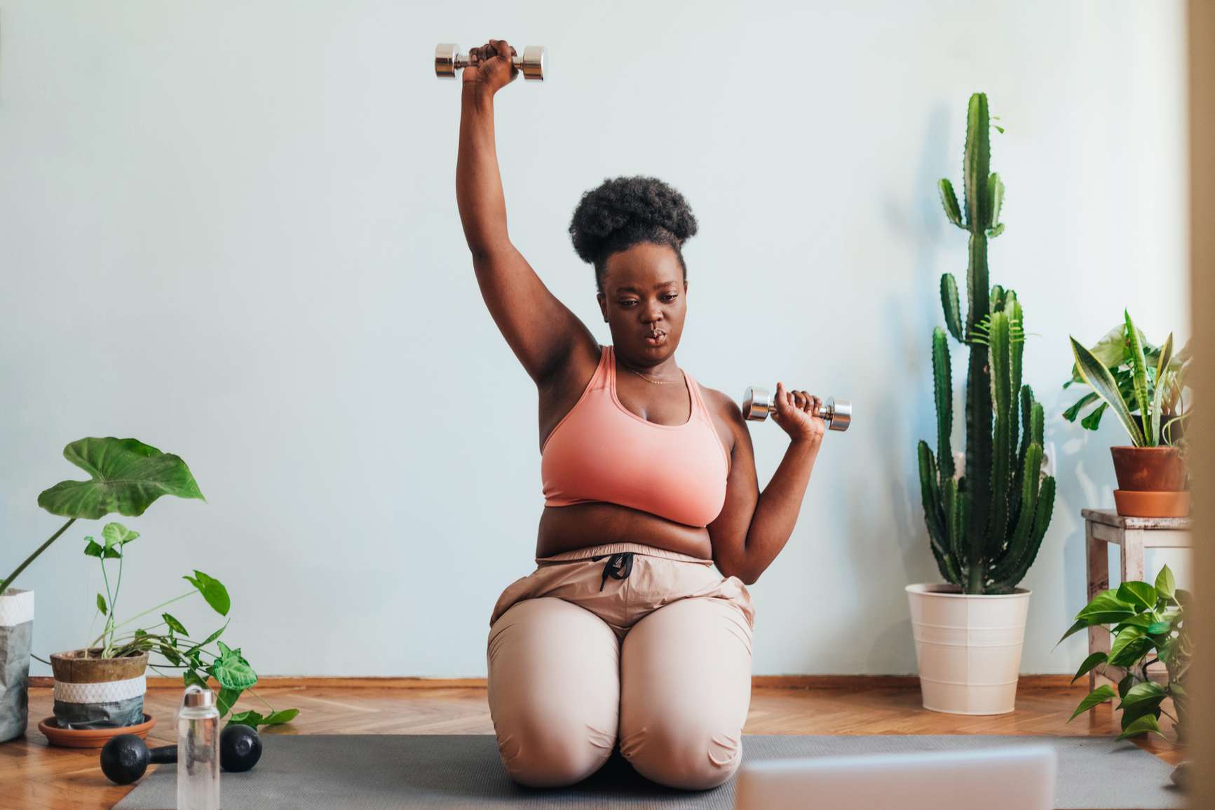 Why Am I Not Losing Weight? 15 Reasons, According to Experts